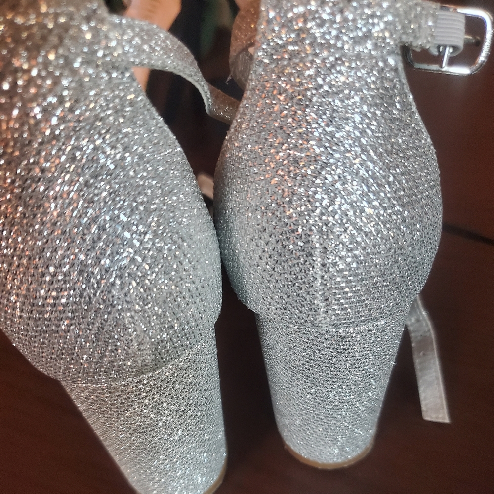 Silver heels size 6